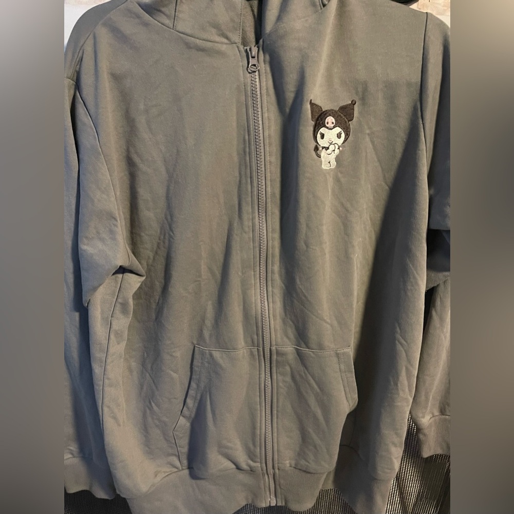 Sanrio Kuromi Gray Zip Up Sweater - Picture 7 of 9